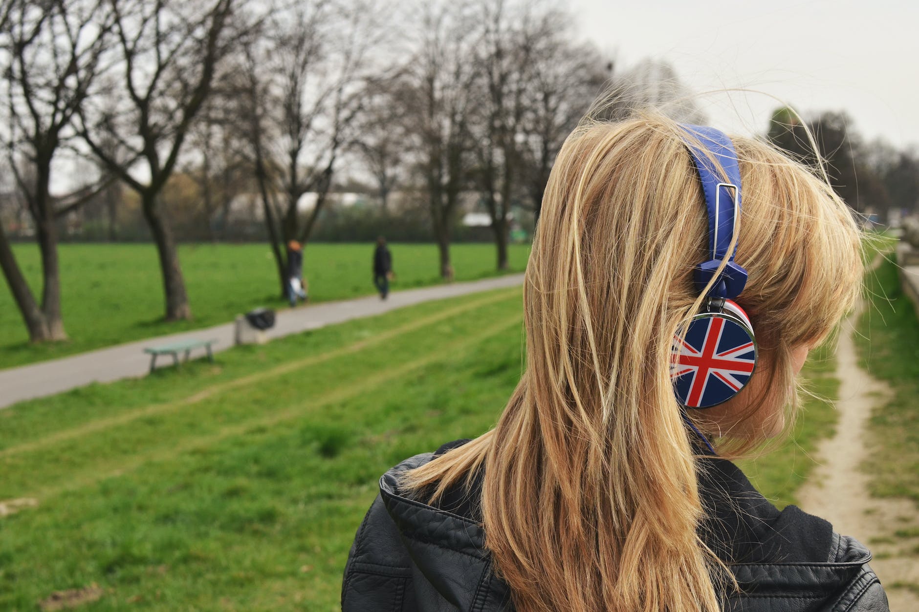 audio england great britain headphone