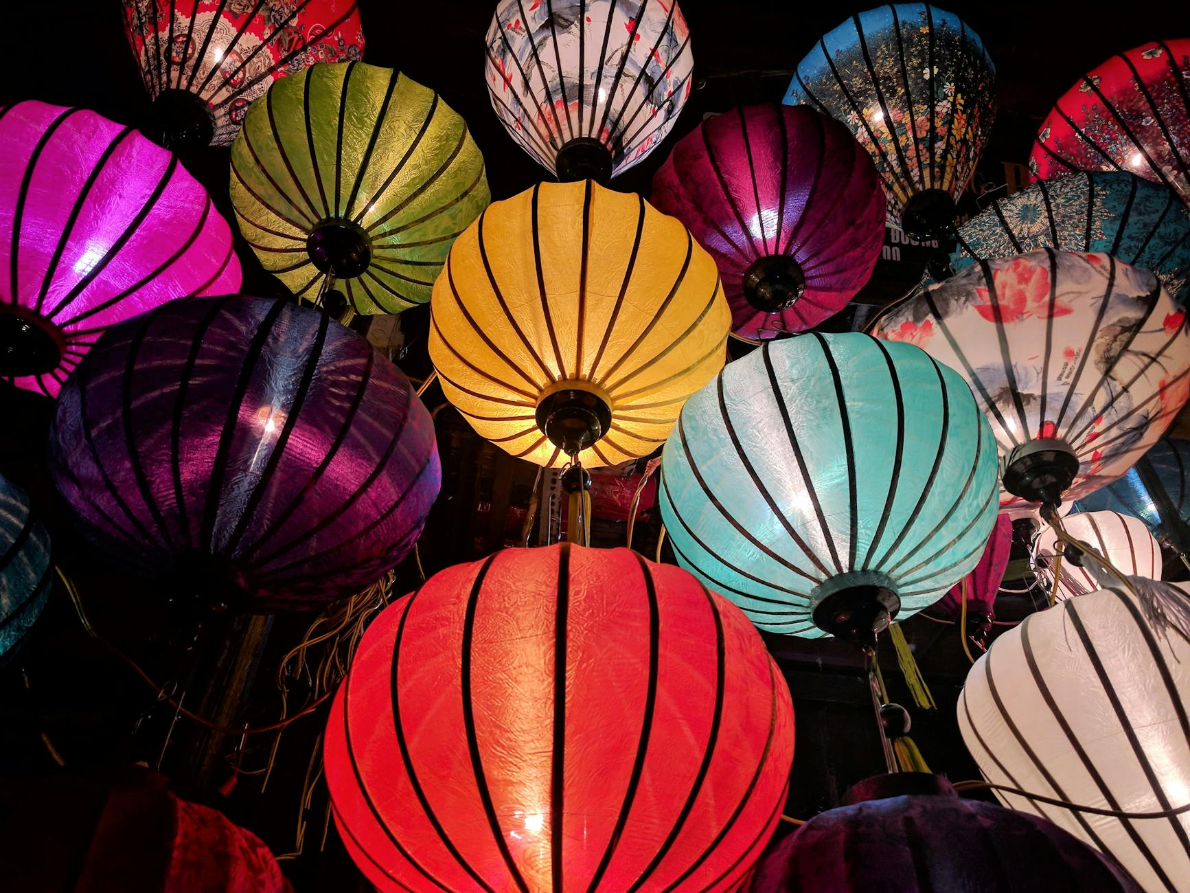 red blue yellow and white sky lantern lot