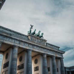 photo of the brandenburg gate in berlin germany